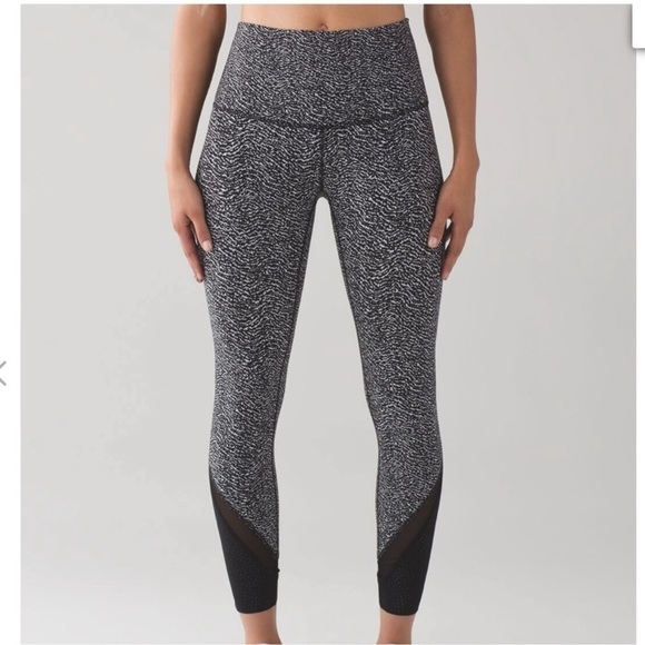 Lululemon Wunder Under Leggings High Rise Laser Cut Jacquard Black White Size 6 - Picture 2 of 12